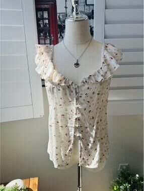 H&M Floral Ruffle Button-Front Top Size M